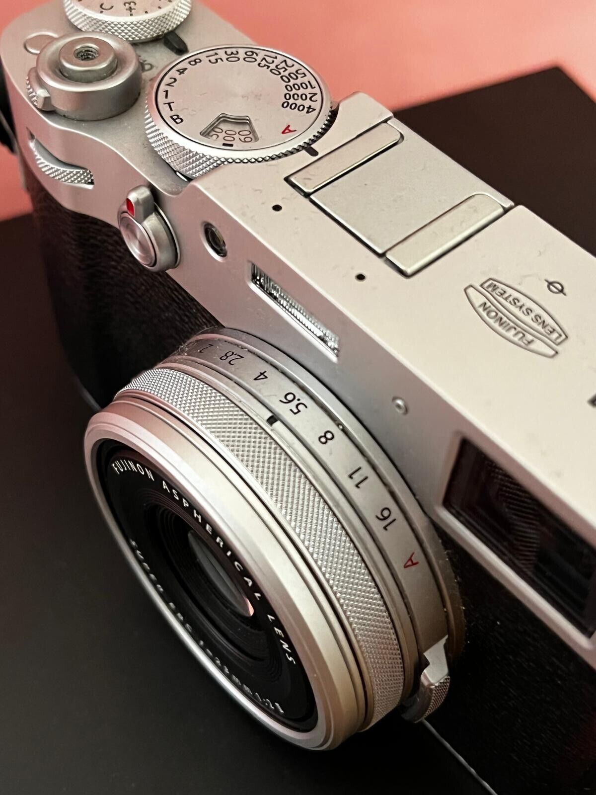 FUJIFILM  X100V